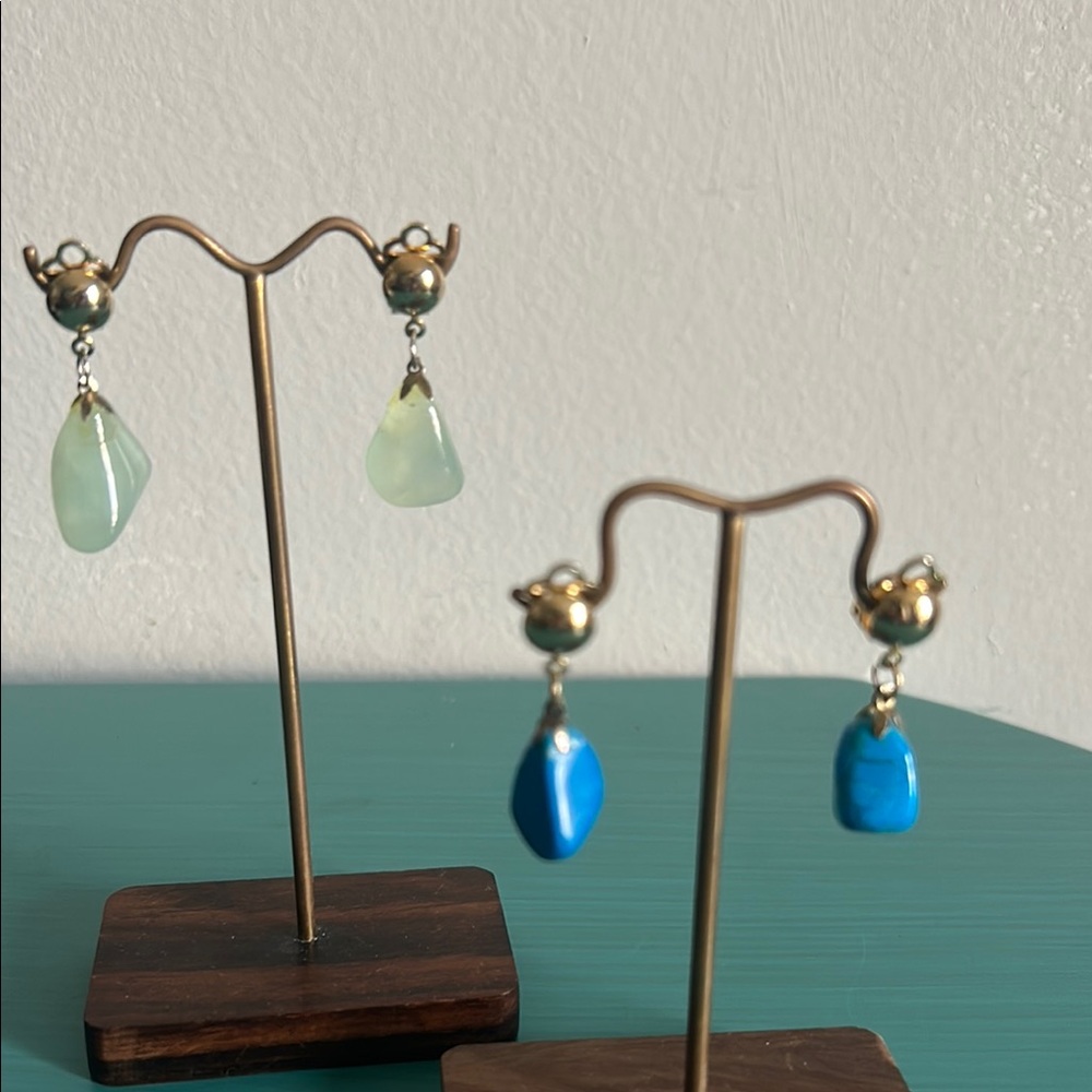 Prehnite and Dyed Howlite Gemstone Gold Tone Clip On Drop Earring 2 Pairs
